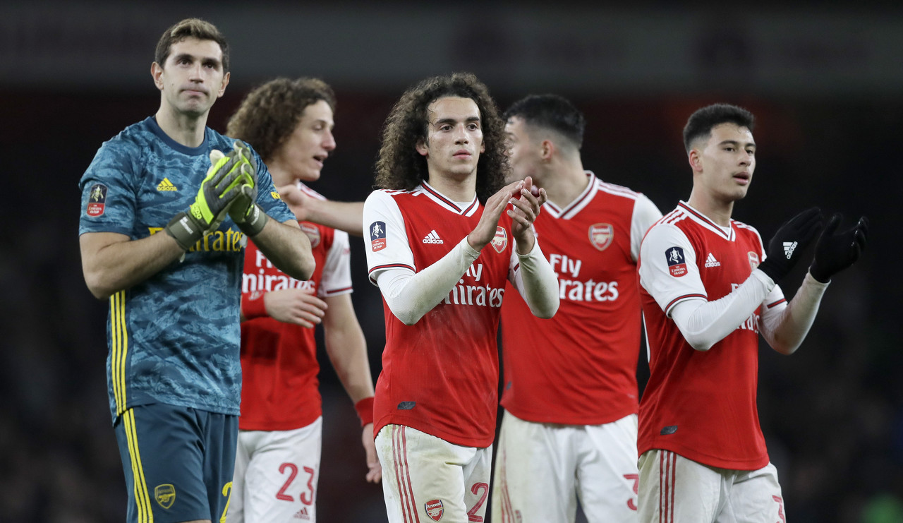 德天空：曼联和切尔西已经对韦德拉奥果进行了考察