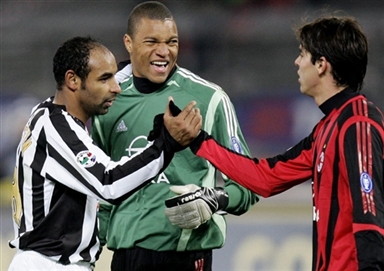 东詹缺阵里夫斯36分难救主，布朗复出30+8+8，凯尔特人大胜湖人