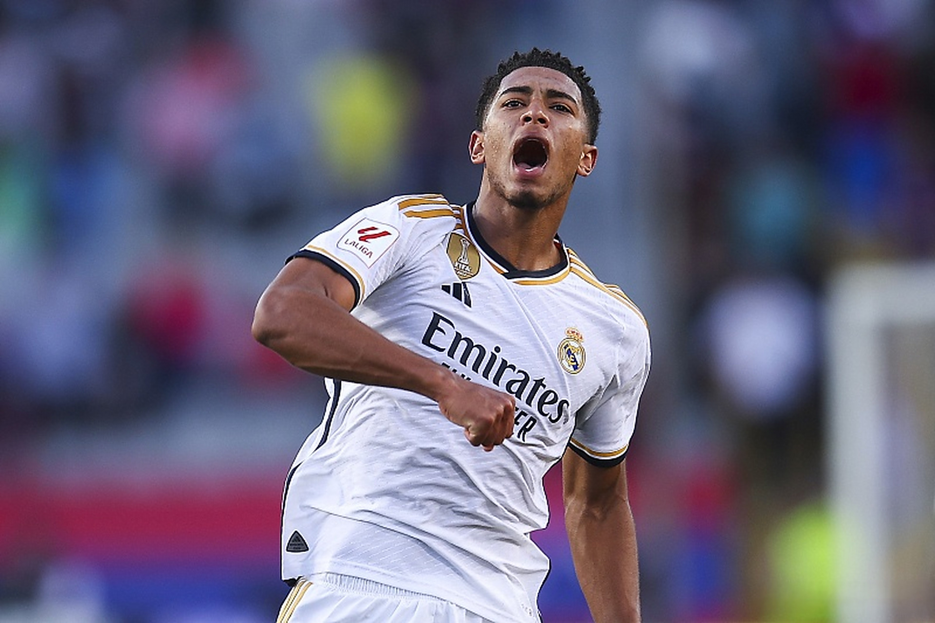 手感一般！詹姆斯13中5贡献13分5篮板7助攻