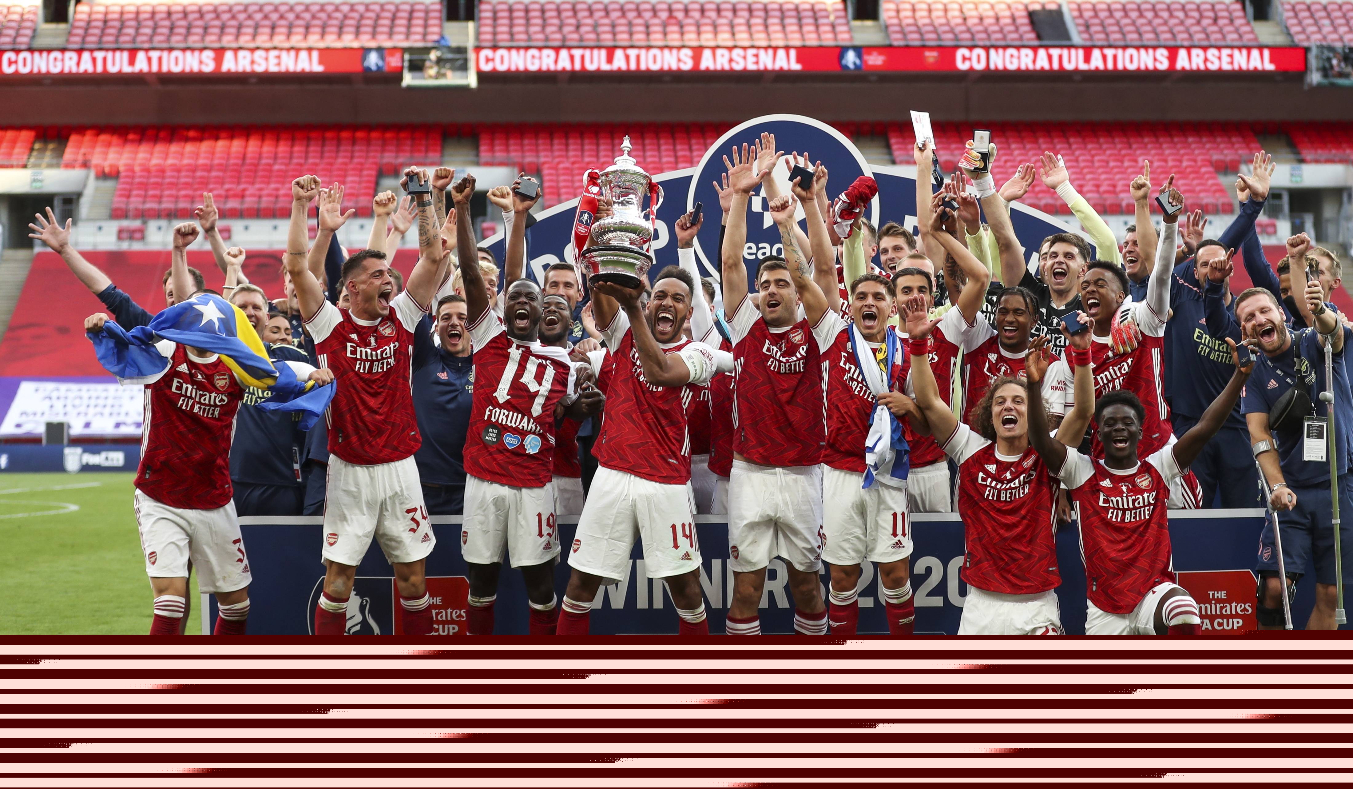 7胜破咒！肘伤缠身的郑钦文为何能硬刚TOP10？