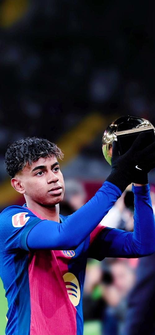 基米希：球队上半场表现不错，卡尔理应入选德国国家队