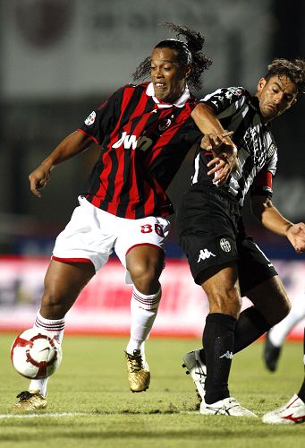 布兰登·威廉姆斯成奇兵，追平赛季最高得分，独行侠战胜火箭