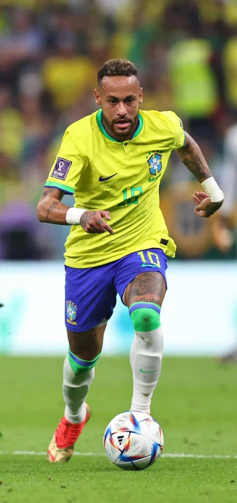 成都蓉城主帅徐正源获三年合同，球队续约并引进强援，有望冲击双冠王。