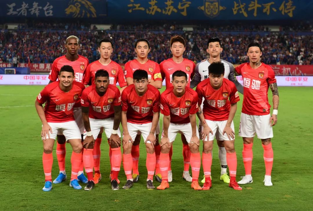 周定洋：亚冠精英赛首个客场积分，为流汗拼搏的小伙子们自豪